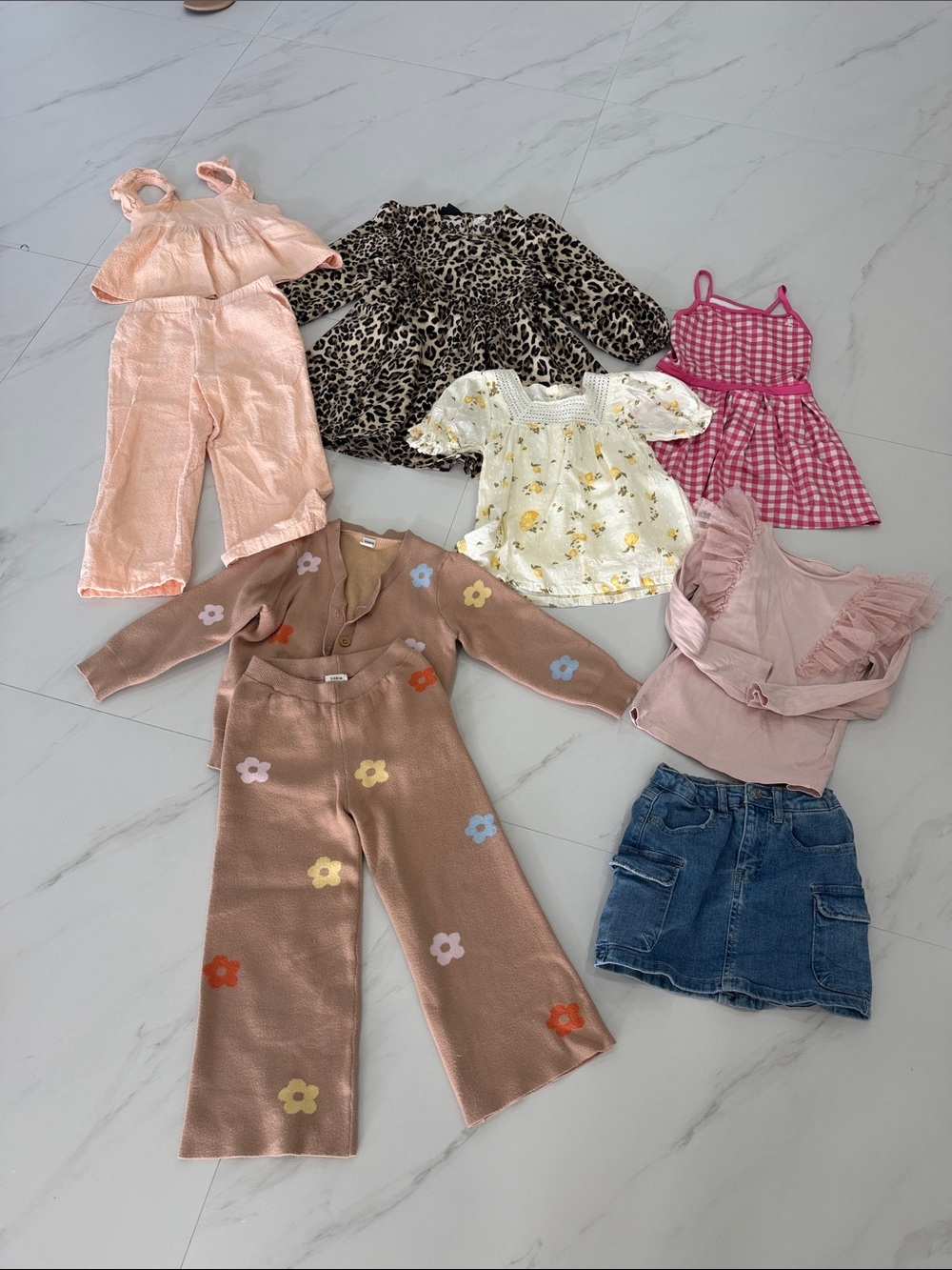 9 Piece Girls Mixed Outfit Bundle size 5/6T